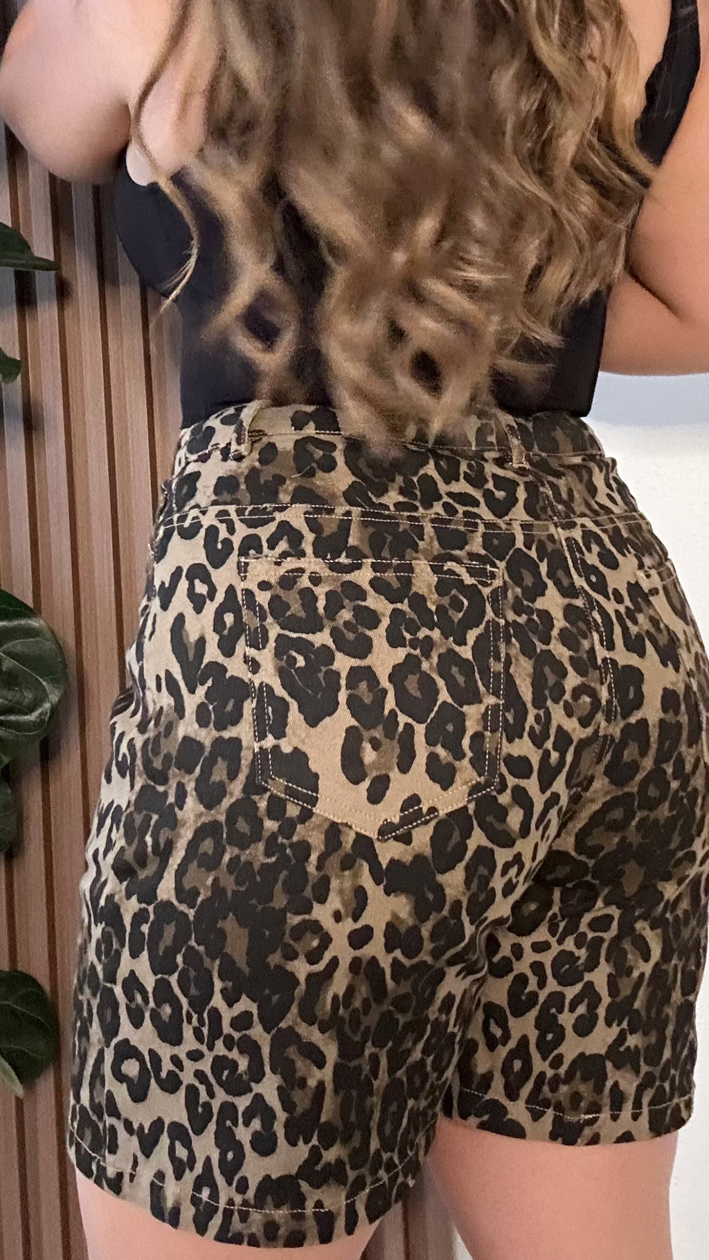 LEOPARD BERMUDAS SHORTS